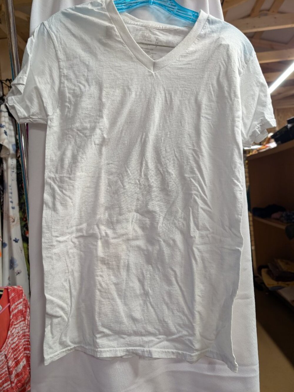 Fruit of the Loom Eversoft V-Neck T-Shirt - Small - 25% Off When You Bundle 5+